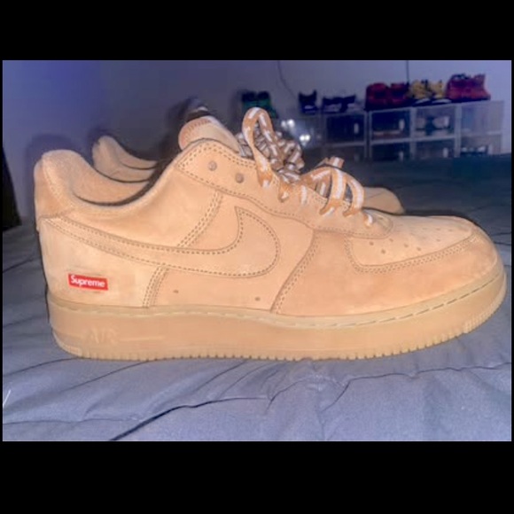Supreme Other - Supreme Beige Low-Top Sneakers
